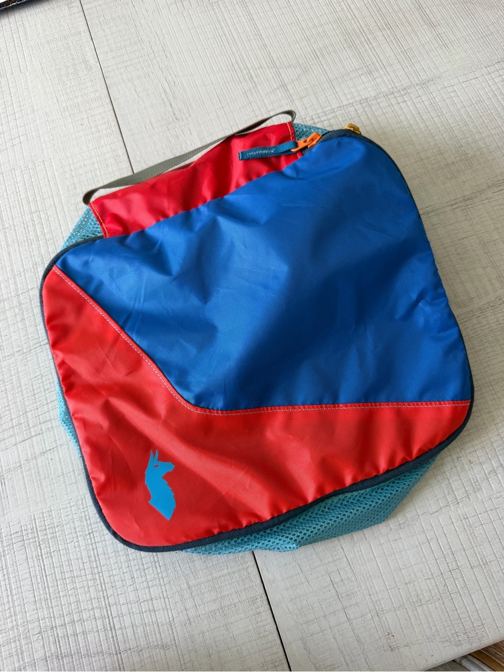 Cotopaxi 10L Travel Pouch - Blue, Red, Green